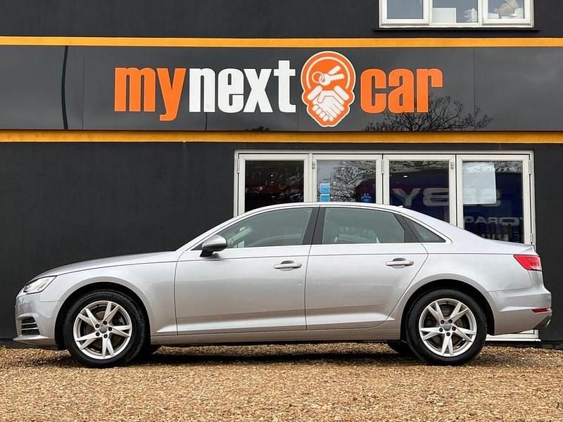 Used Audi A4 Sport 190 HP (139 kW) 2018 Silver Sedan