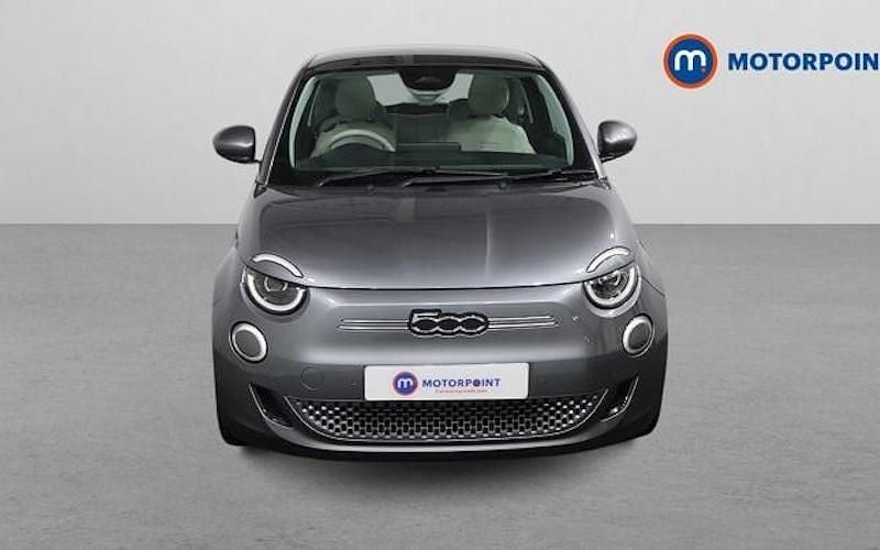 Used Fiat 500e La Prima 86 kW (118 HP) 2026 Hatchback