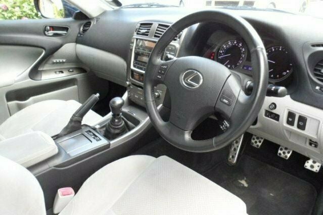 Used Lexus IS250 204 HP (150 kW) 2006 Sedan