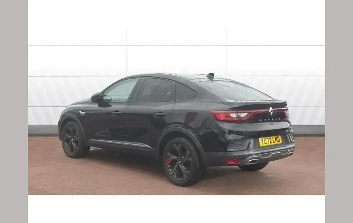 Used Renault Arkana R.S. 140 HP (102 kW) 2023 Black SUV
