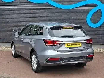 Used MG MG5 EV Excite 114 kW (156 HP) 2022 Silver Estate