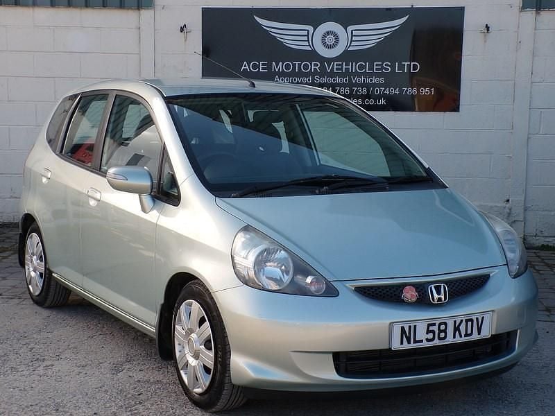 Green Used 2008 Honda Jazz SE Hatchback | £2,499 (Fair price) - Image 1/4