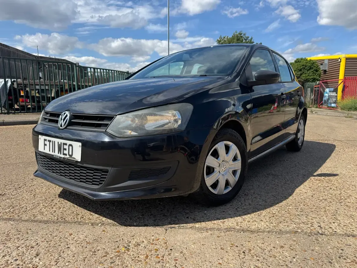 Used VW Polo S 2011 Black Hatchback