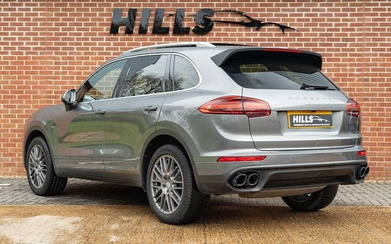 Begagnad Porsche Cayenne 262 HK (192 kW) 2017 SUV