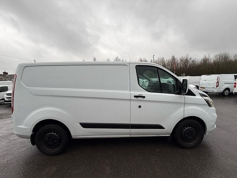 Used Ford Transit Custom Trend 2019 White Van