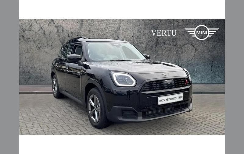 Black New 2025 Mini Countryman Classic SUV | £31,285 (Super price) - Image 1/4