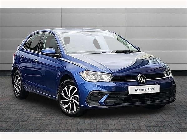Reef blue Used 2023 VW Polo Life Hatchback | £15,595 (Fair price) - Image 1/3