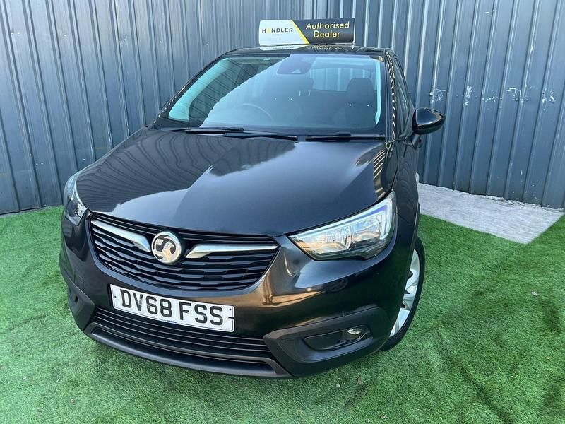 Used Vauxhall Crossland X 83 HP (61 kW) 2018 Black SUV