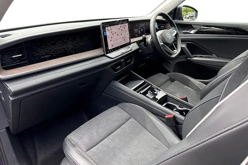 New VW Tayron Elegance 150 HP (110 kW) 2026 Ultra violet SUV