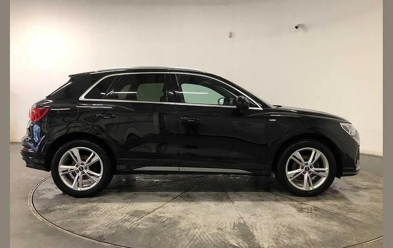Used Audi Q3 S-Line 150 HP (110 kW) 2022 Black SUV
