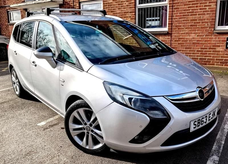 Used Vauxhall Zafira Tourer SRi 2013 Silver MPV