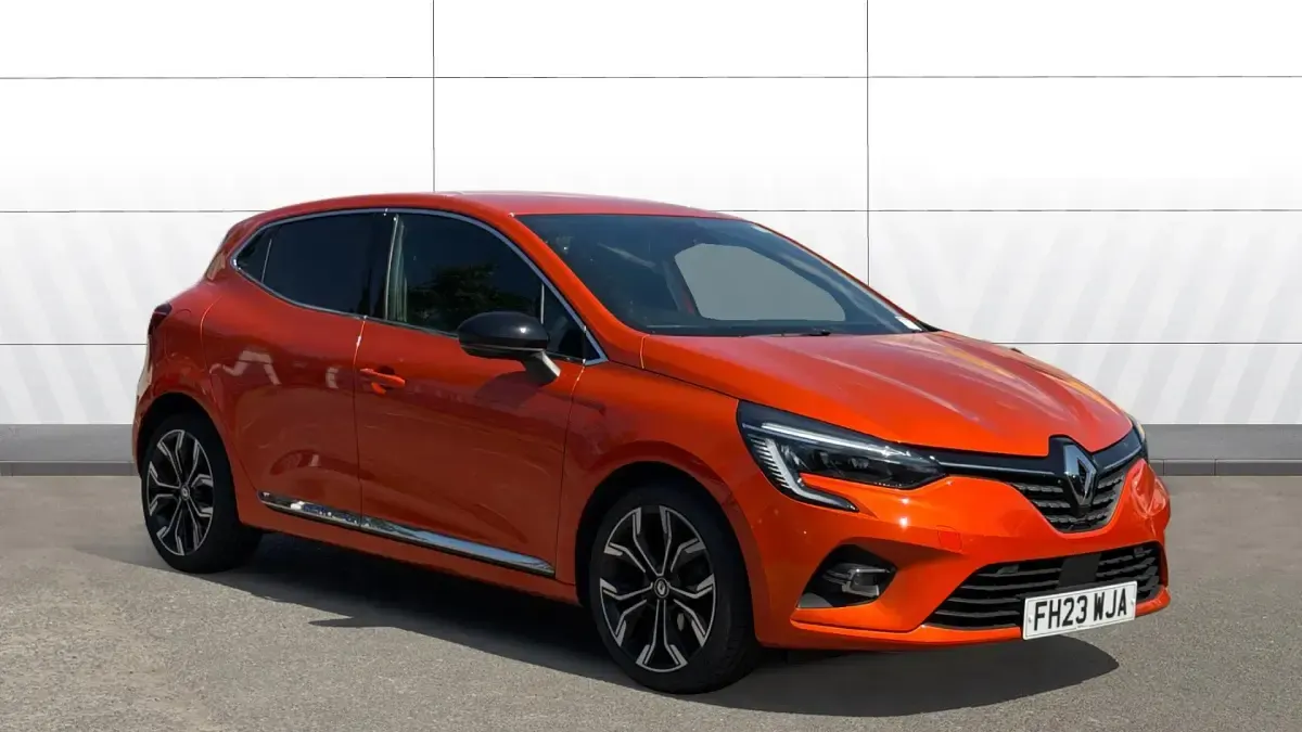 Used Renault Clio Techno 90 HP (66 kW) 2023 Hatchback
