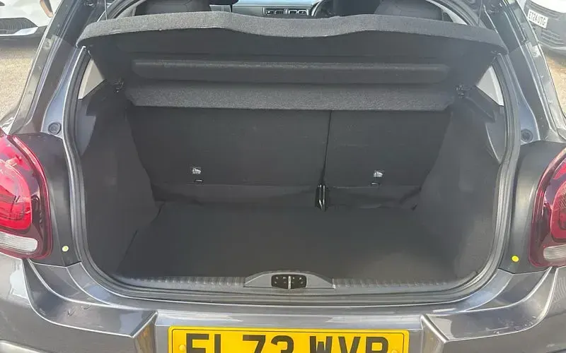 Used Citroën C3 PureTech 83 HP (61 kW) 2023 Grey Hatchback