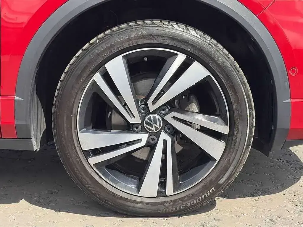 Used VW T-Roc R-line 150 HP (110 kW) 2022 Red SUV