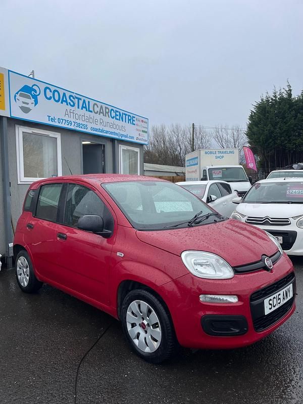 Red Used 2015 Fiat Panda Pop Hatchback | £1,999 (Fair price) - Image 1/4