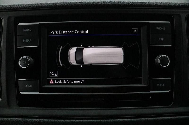 Used VW Crafter Trendline 140 HP (102 kW) 2022 White Van