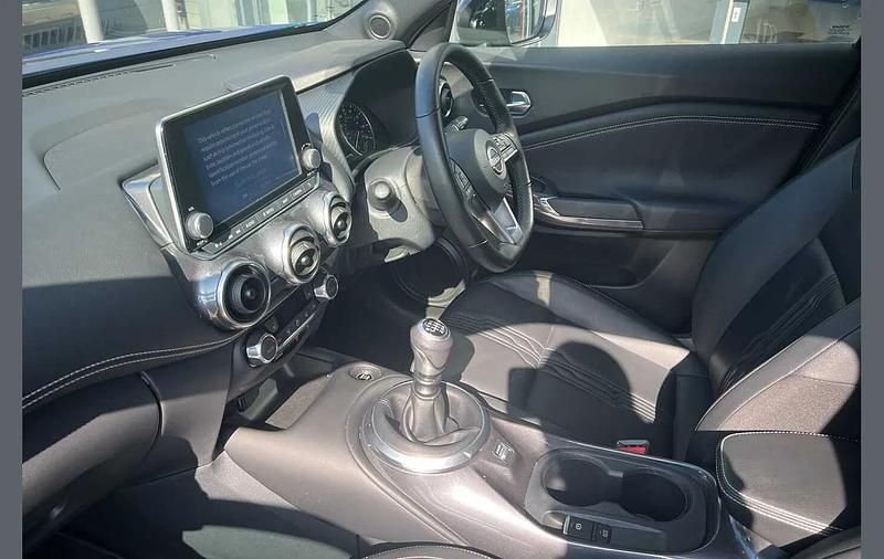 Used Nissan Juke Tekna 112 HP (82 kW) 2024 Blue SUV