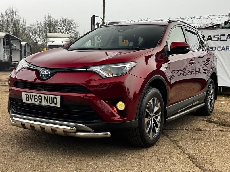 Used Toyota RAV4 2018 Red SUV