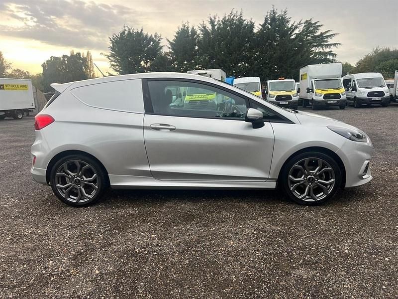 Used Ford Fiesta Sport 123 HP (90 kW) 2022 Silver Van