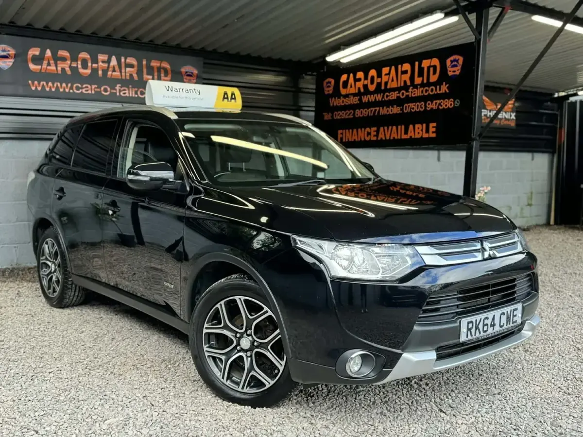 Used Mitsubishi Outlander 150 HP (110 kW) 2014 Black SUV