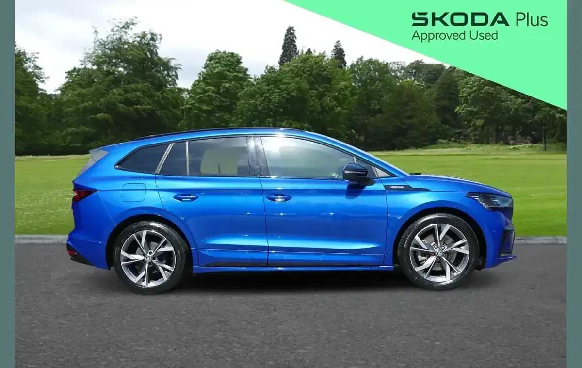 Used Skoda Enyaq iV SportlinePlus 210 kW (286 HP) 2024 Blue SUV
