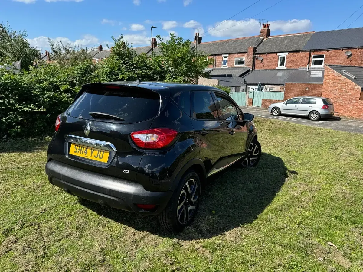 Used Renault Captur Dynamique 2014 Black SUV