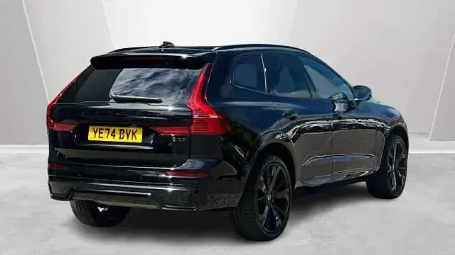 Used Volvo XC60 Plus 247 HP (181 kW) 2025 SUV