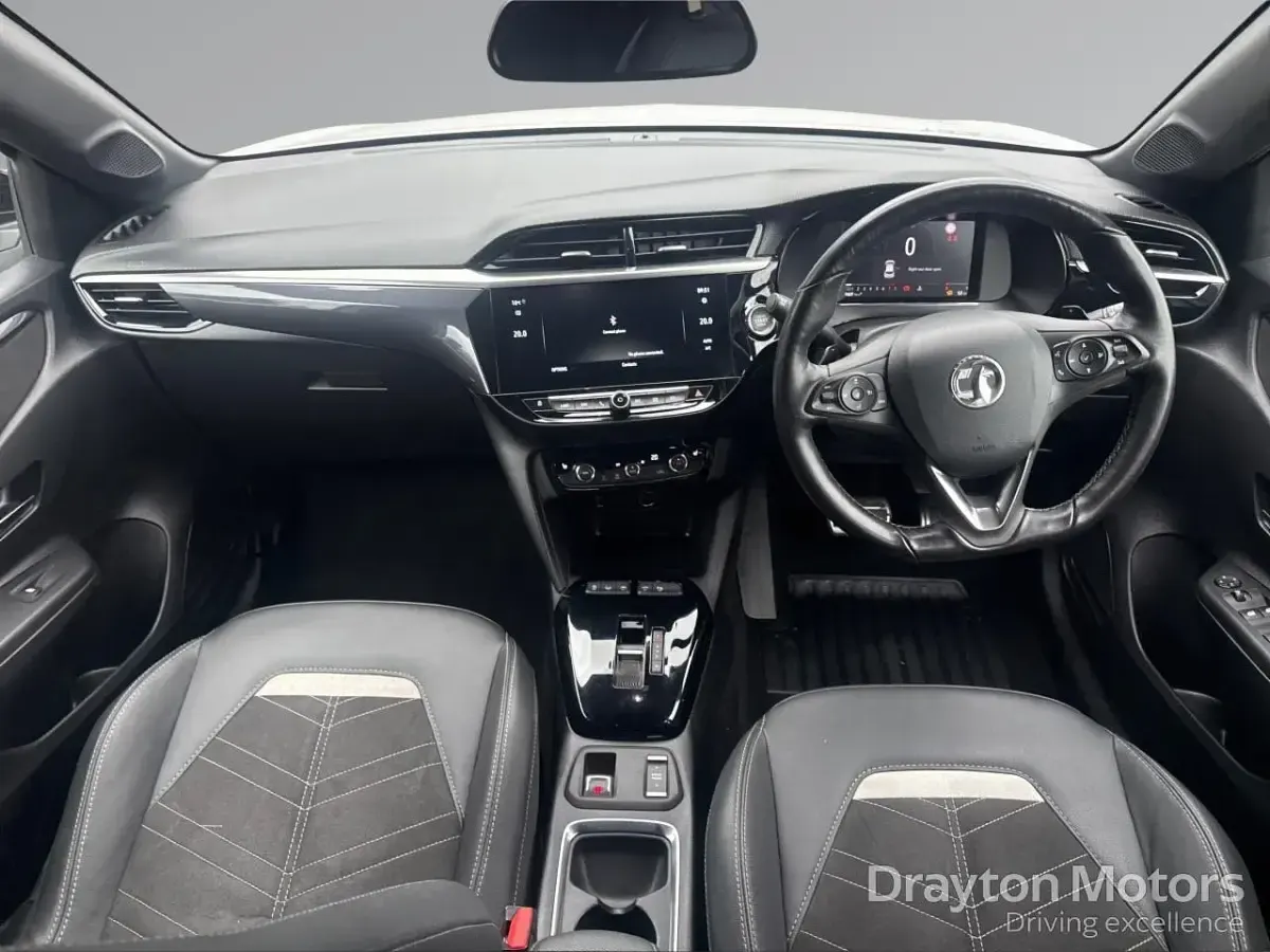 Used Vauxhall Corsa Ultimate 130 HP (95 kW) 2023 White Hatchback