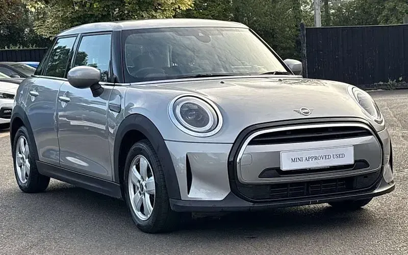 Used Mini Cooper Classic 136 HP (100 kW) 2023 Hatchback
