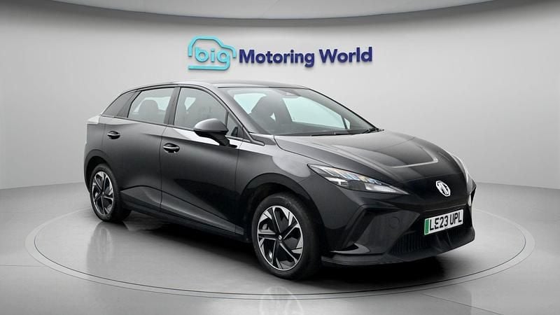 Used MG MG4 EV SE 150 kW (204 HP) 2023 Black Hatchback