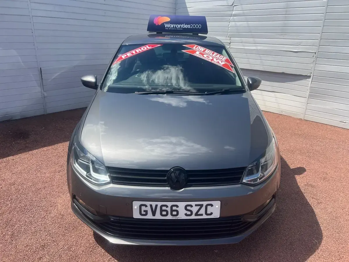 Used VW Polo Edition 90 HP (66 kW) 2017 Grey Hatchback