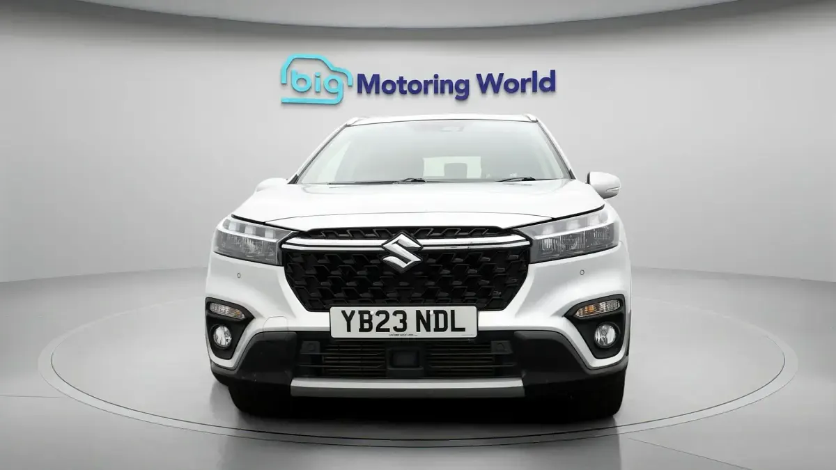 Used Suzuki SX4 S-Cross 129 HP (94 kW) 2023 Silver SUV