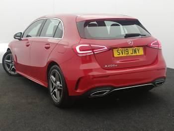 Usado Mercedes A200 AMG line 150 HP (110 kW) 2019 Vermelho Citadino