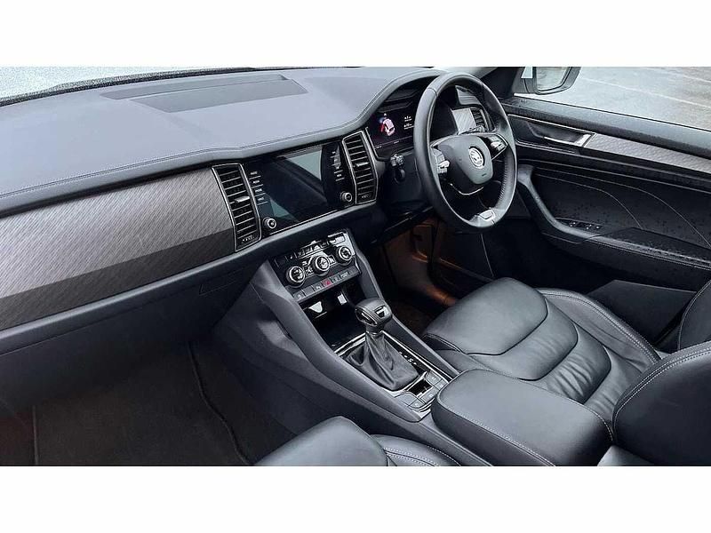 Used Skoda Kodiaq SE L Executive 147 HP (108 kW) 2024 White SUV