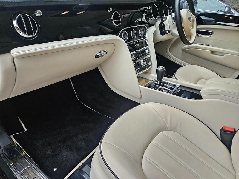 Used Bentley Mulsanne 505 HP (371 kW) 2012 Black Sedan