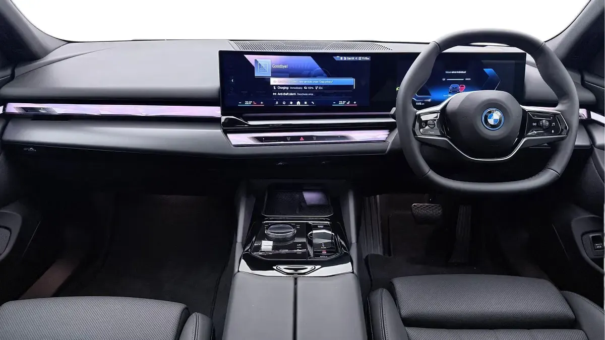 Occasion BMW i5 Sport Line 246 kW (335 ch) 2025 Gris Berline