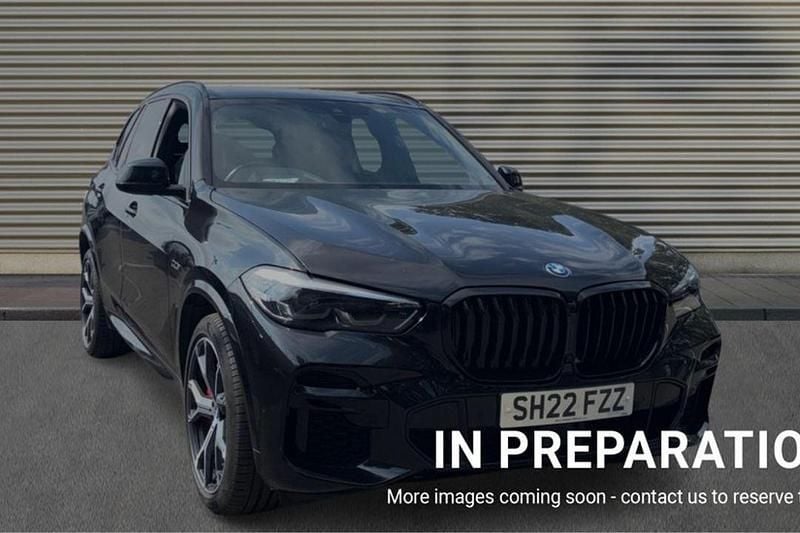 Black sapphire Used 2022 BMW X5 M Sport SUV | £42,991 (Good price) - Image 1/4