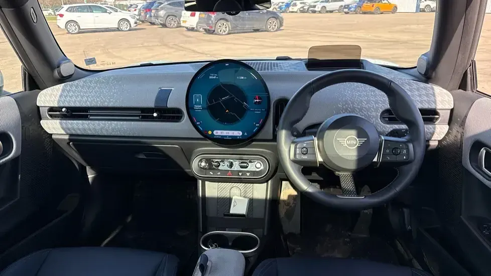 Używany Mini Cooper Exclusive 156 KM (114 kW) 2024 Zielony Hatchback