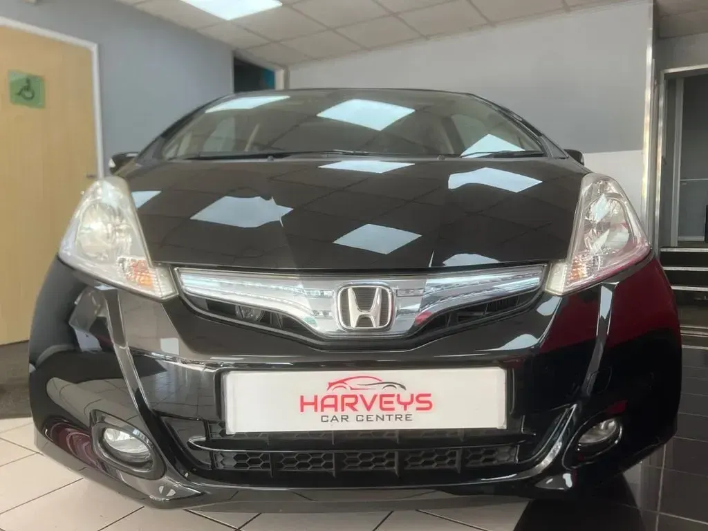 Used Honda Jazz Hybrid 102 HP (75 kW) 2011 Black Hatchback