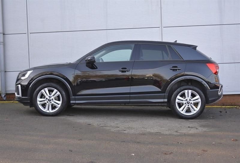 Used Audi Q2 Sport 110 HP (80 kW) 2022 Brilliant black SUV