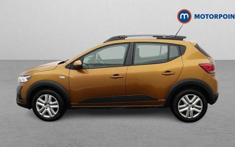 Begagnad Dacia Sandero Expression 91 HK (66 kW) 2025 Halvkombi