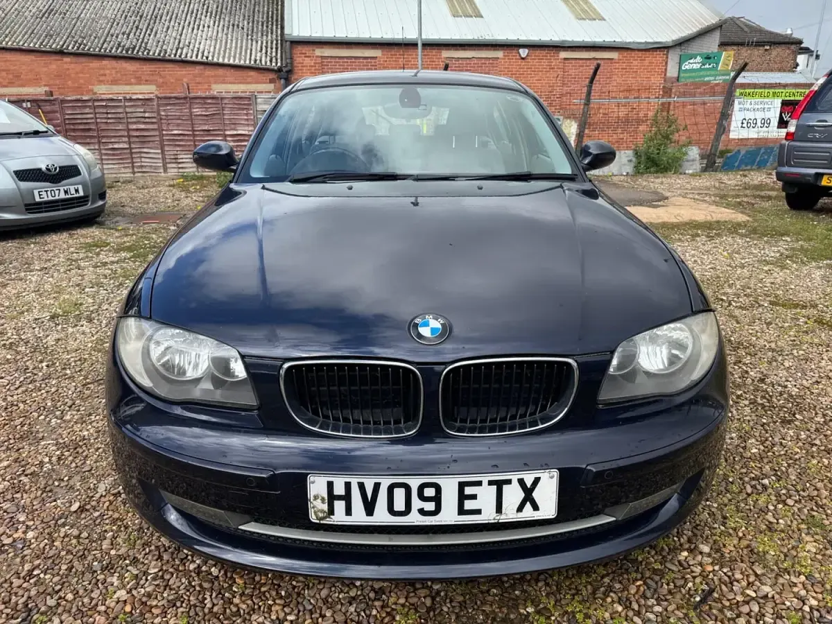 Used BMW 118 143 HP (105 kW) 2009 Blue Hatchback