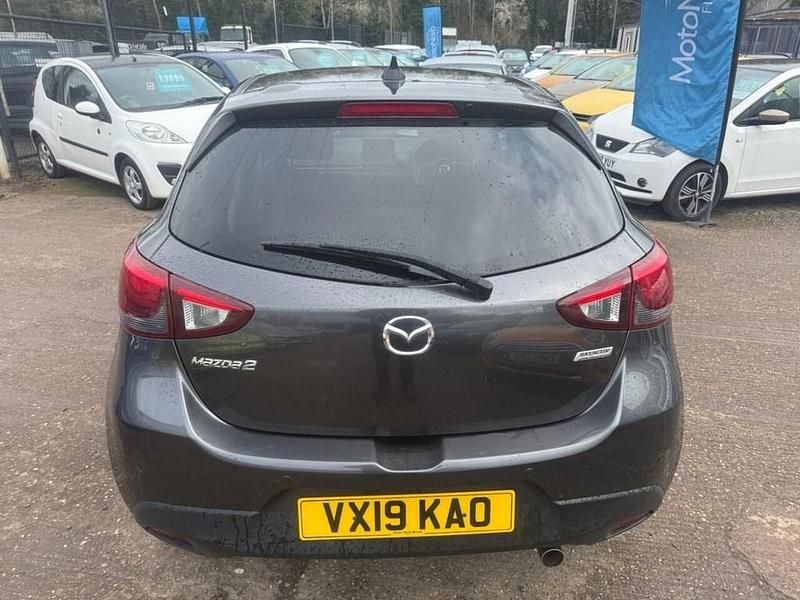 Begagnad Mazda 2 Inclusive 2019 Grå Halvkombi