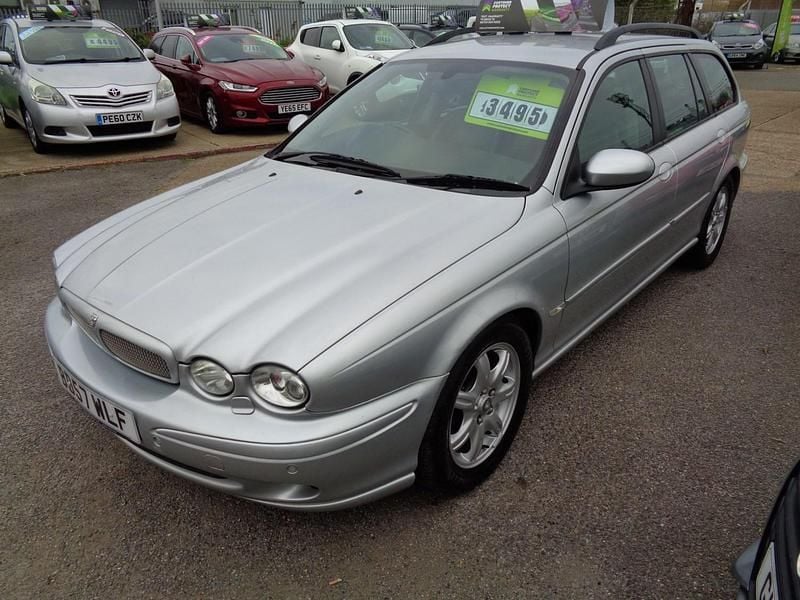 Used Jaguar X-type Sovereign 152 HP (111 kW) 2007 Silver Estate