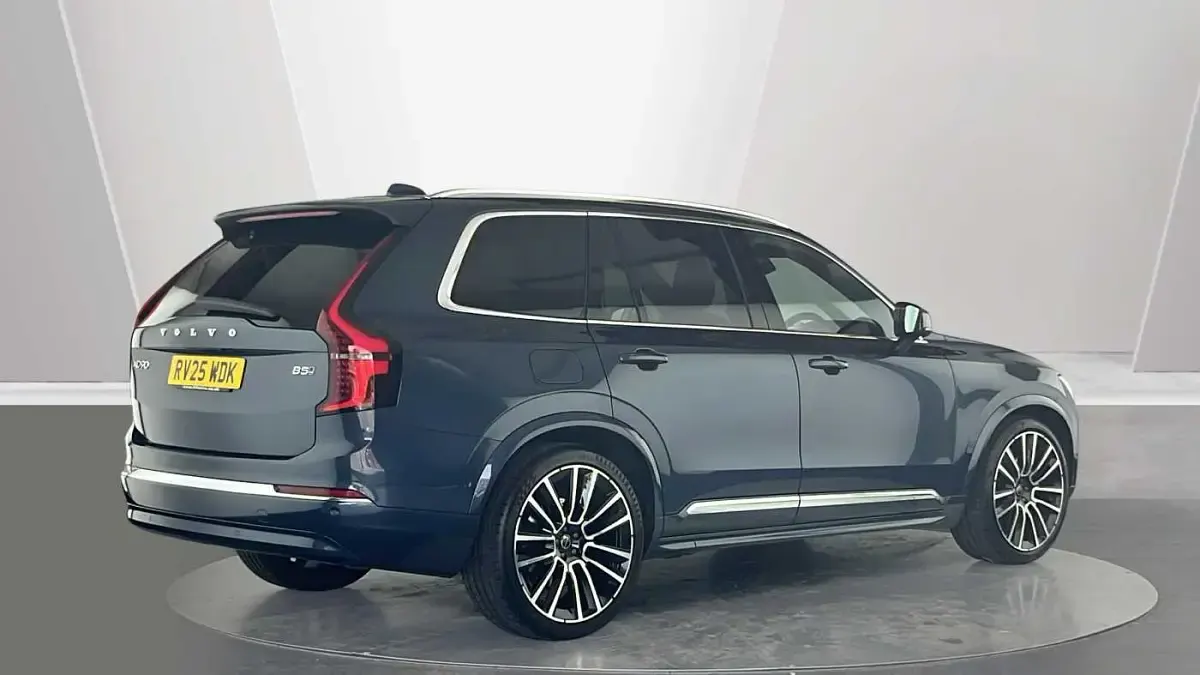 Used Volvo XC90 Ultra 247 HP (181 kW) 2025 SUV