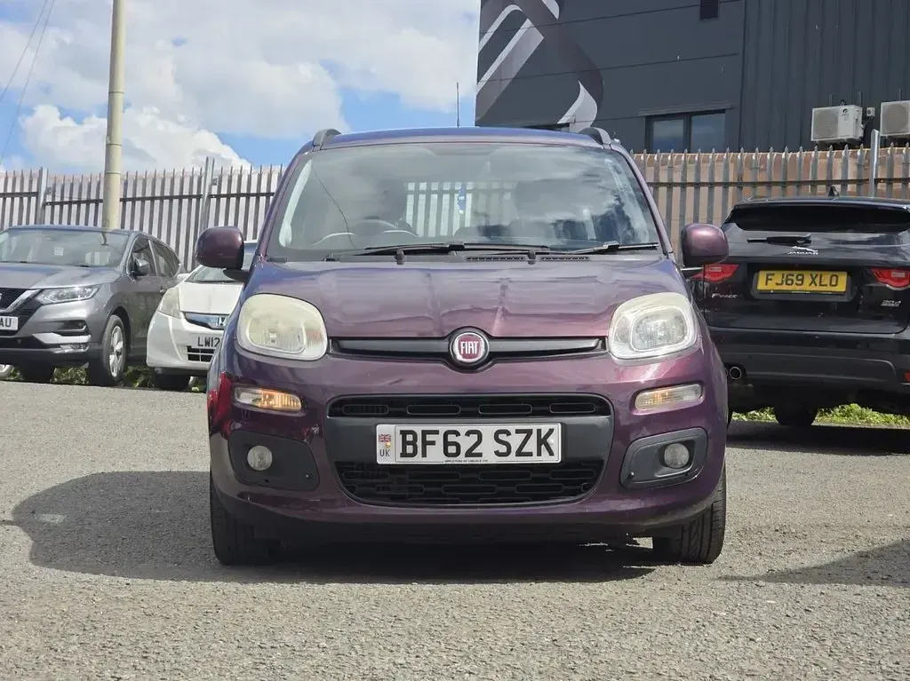 Used Fiat Panda Lounge 85 HP (62 kW) 2013 Purple Hatchback