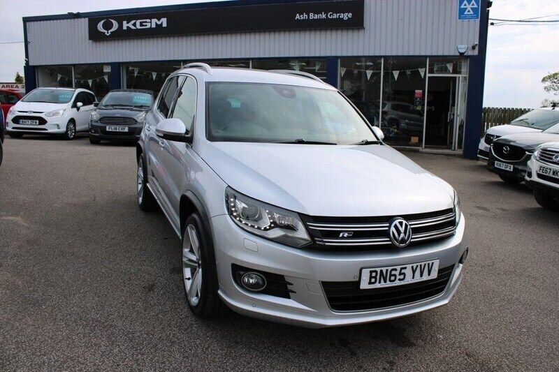 Silver Used 2015 VW Tiguan R-line SUV | £15,995 (Expensive) - Image 1/4