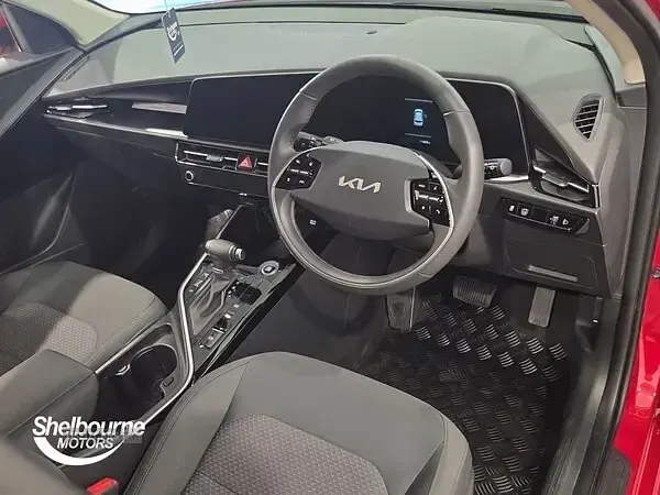 Used Kia Niro 2025 Red SUV