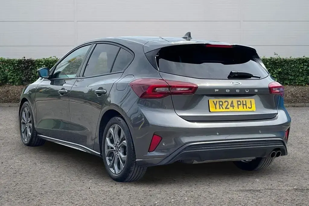 Used Ford Focus ST-Line 155 HP (114 kW) 2024 Hatchback