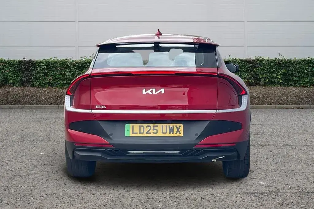 Used Kia EV6 125 kW (170 HP) 2025 Red SUV